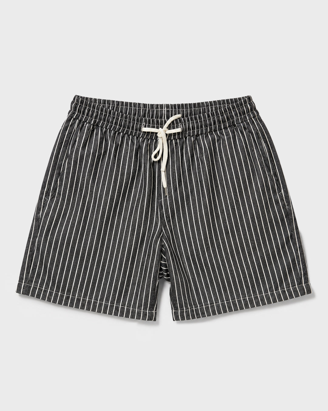 Salopette corta in denim nero