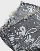 Pantalones cortos de mezclilla con pañuelo desteñido