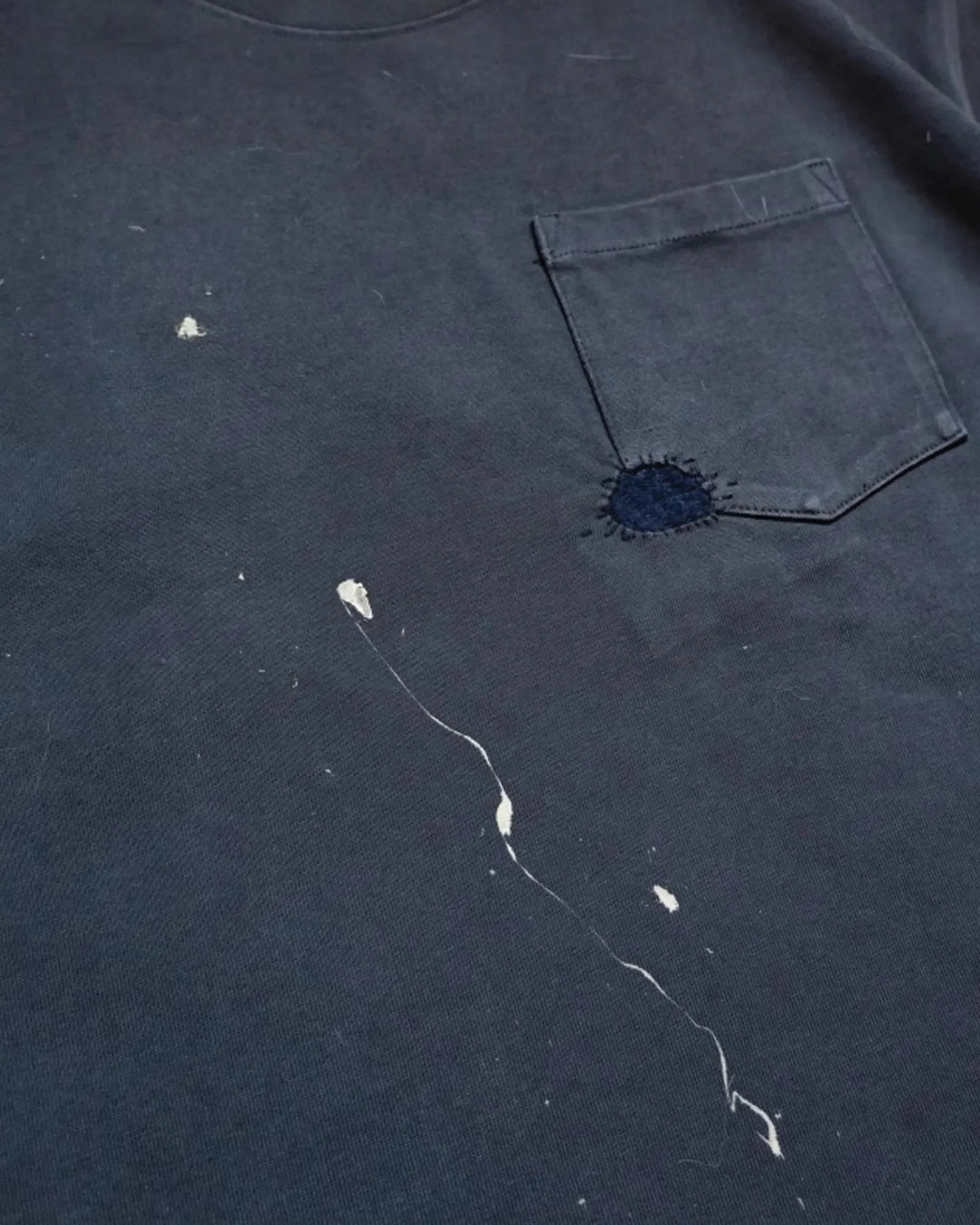 T-shirt con taschino Shibori