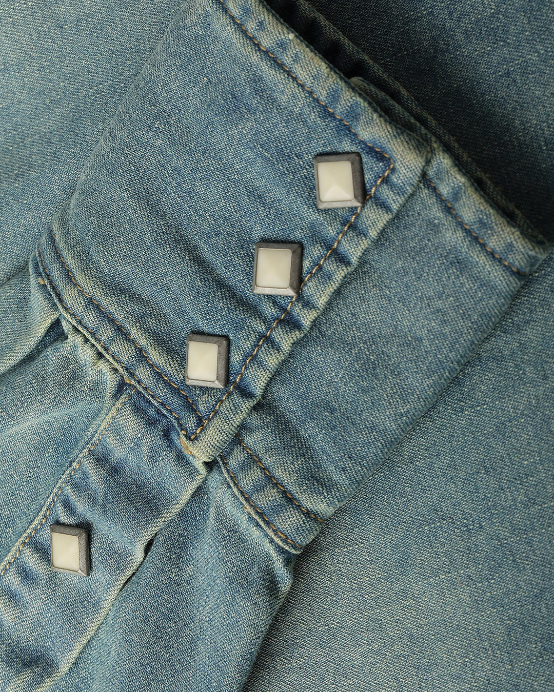 Camisa de rodeo con cordones de cuero