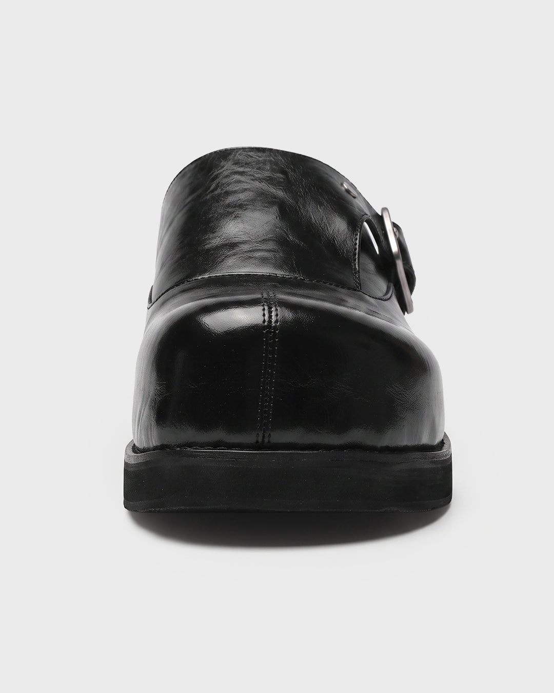 Genba Buckle Clog