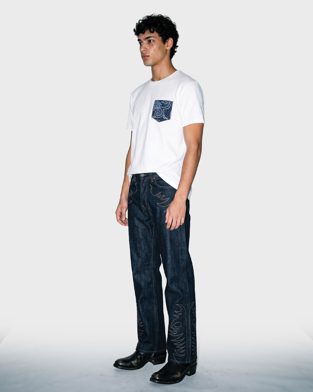 T-shirt con taschino Shibori
