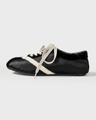 Cross Stripe Flat Sneaker