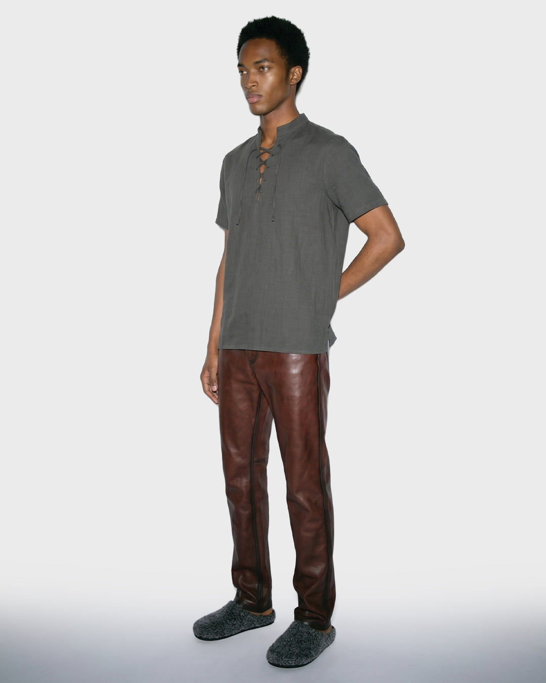 T-Shirt in Lino con Allacciatura