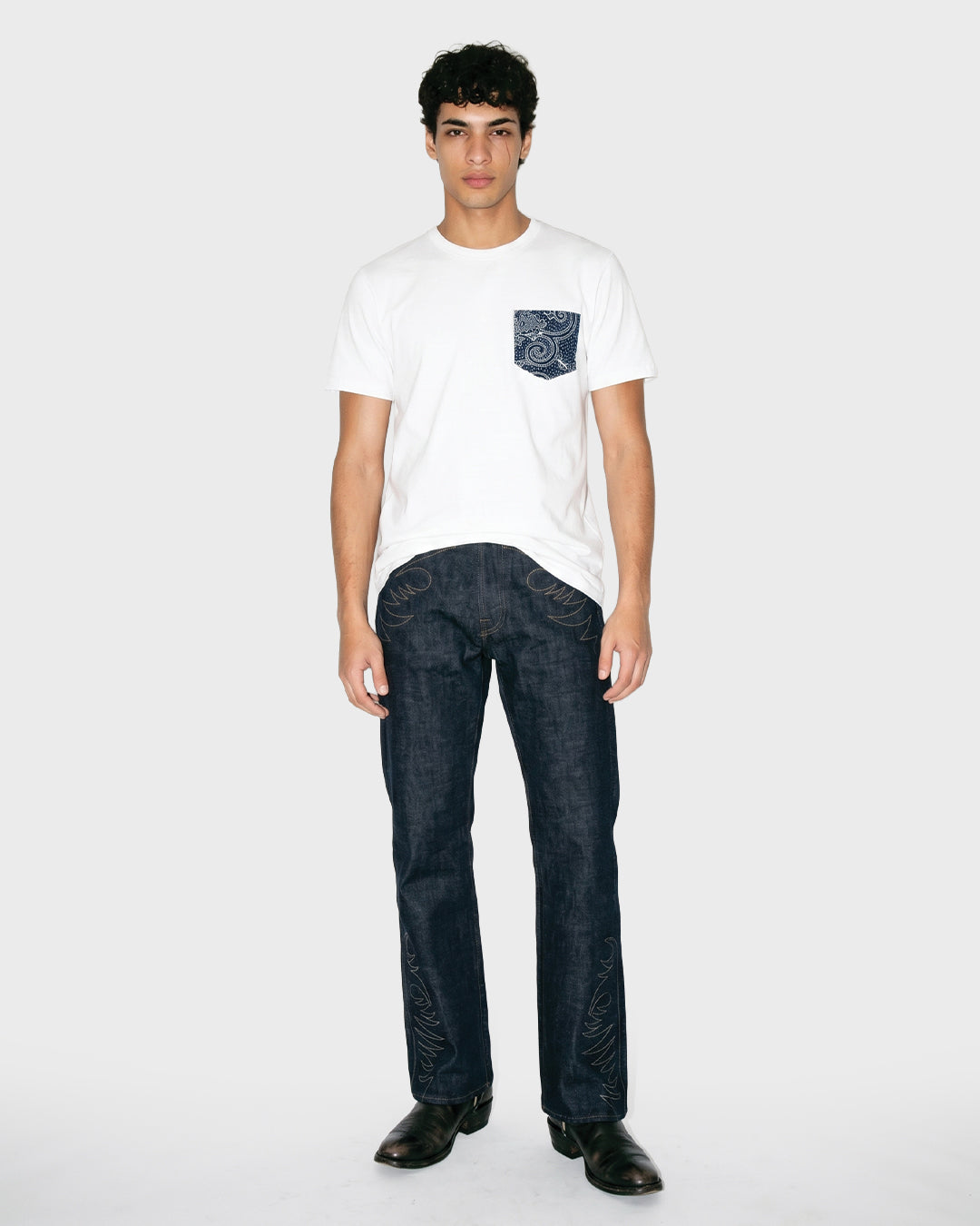 T-shirt con taschino Shibori