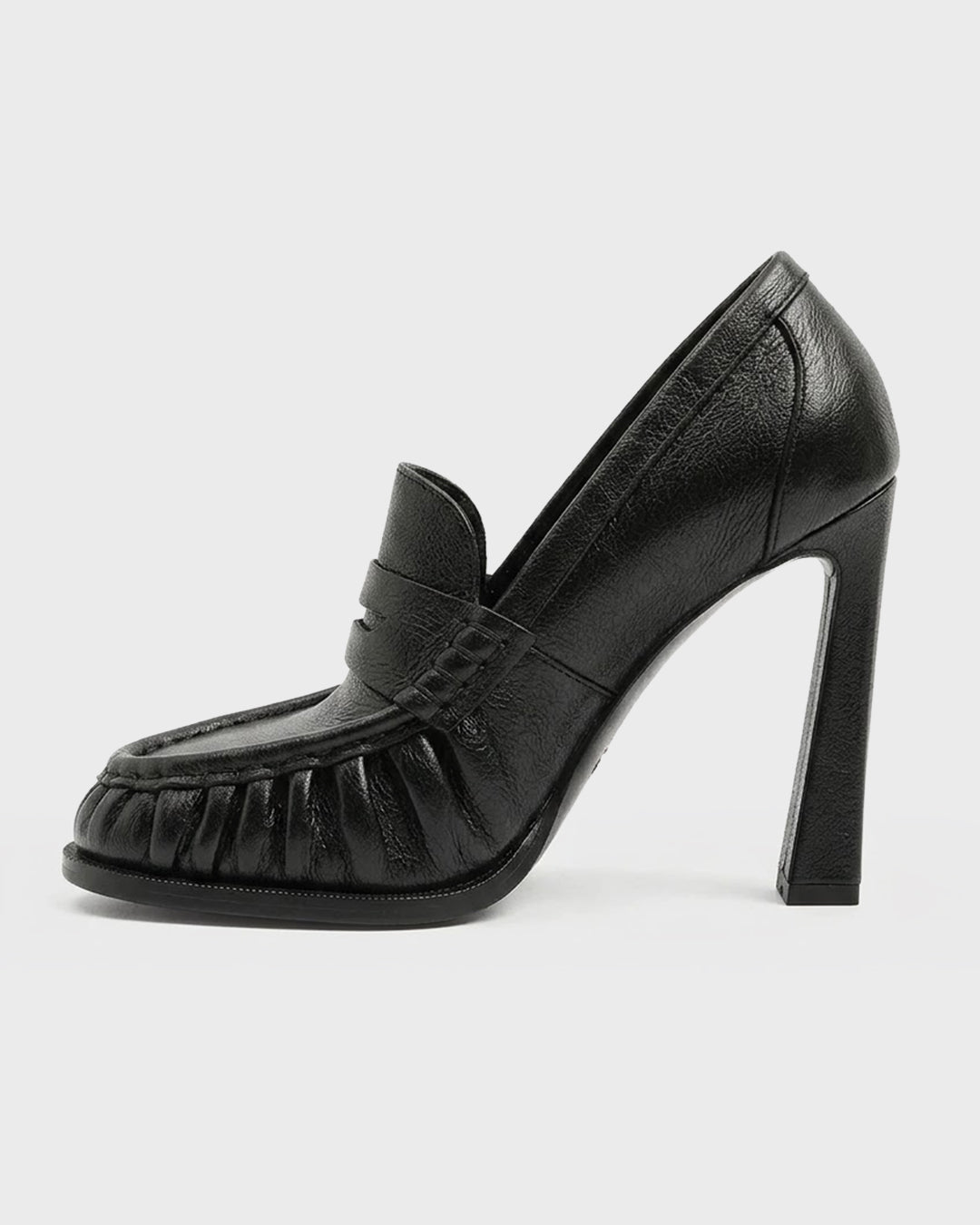 Moc Leather Pump
