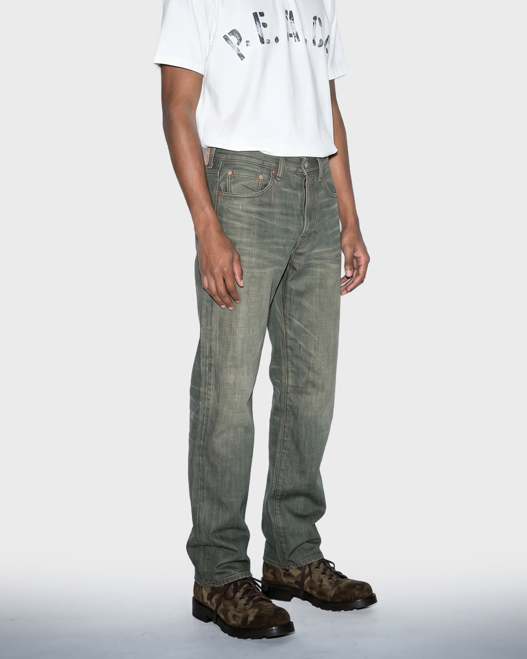 Pantalones Vaqueros de Orillo Oliva de 14oz