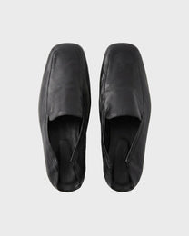 Soft Calfskin Collapsible Shoe