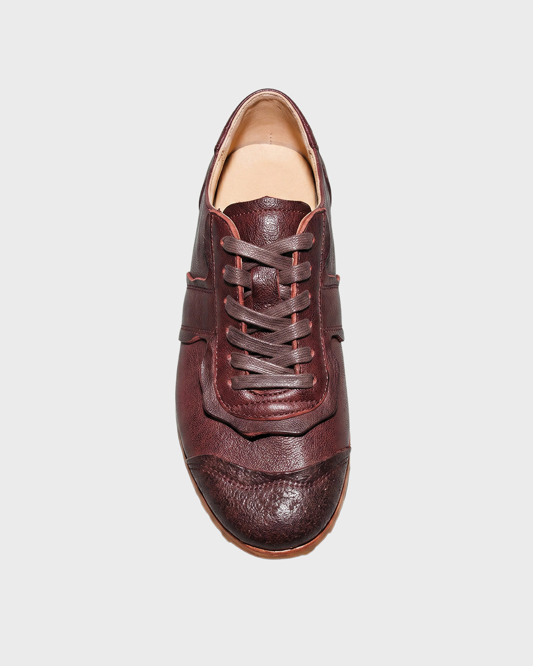 Sneaker alta in pelle con suola carrarmato