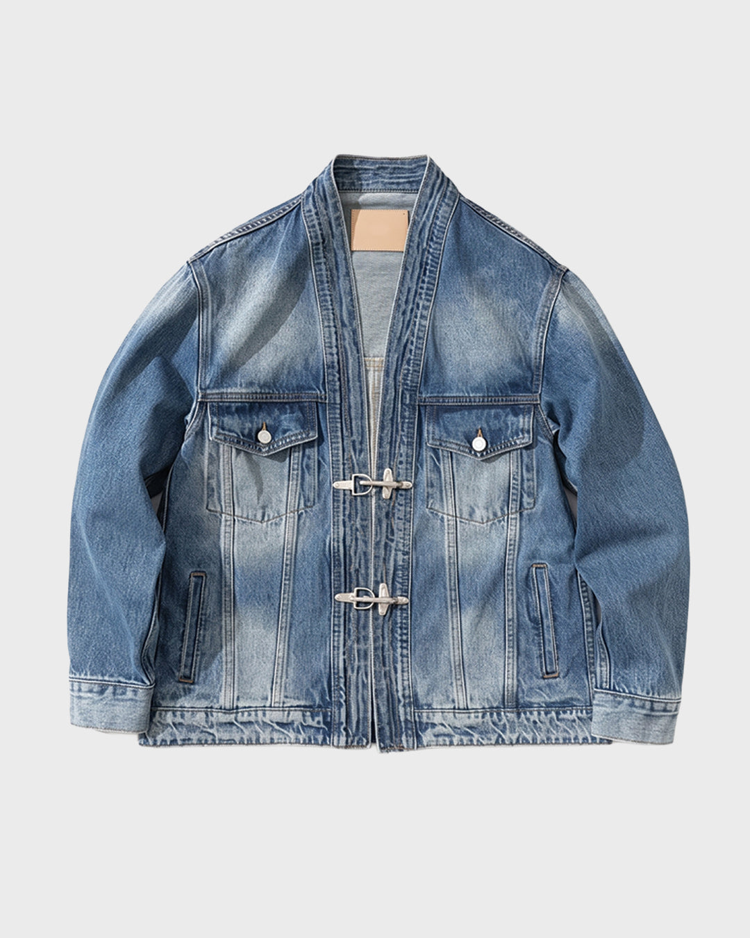 Chaqueta vaquera con botones de palanca