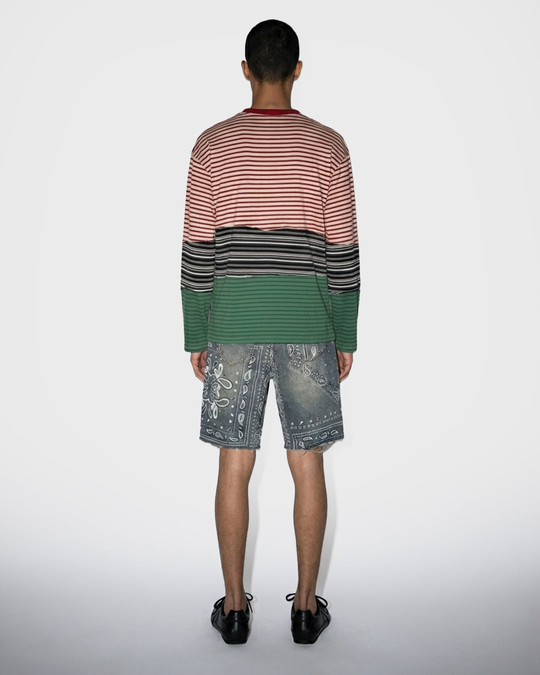 Pantalones cortos de mezclilla con pañuelo desteñido
