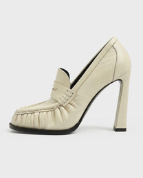 Moc Leather Pump