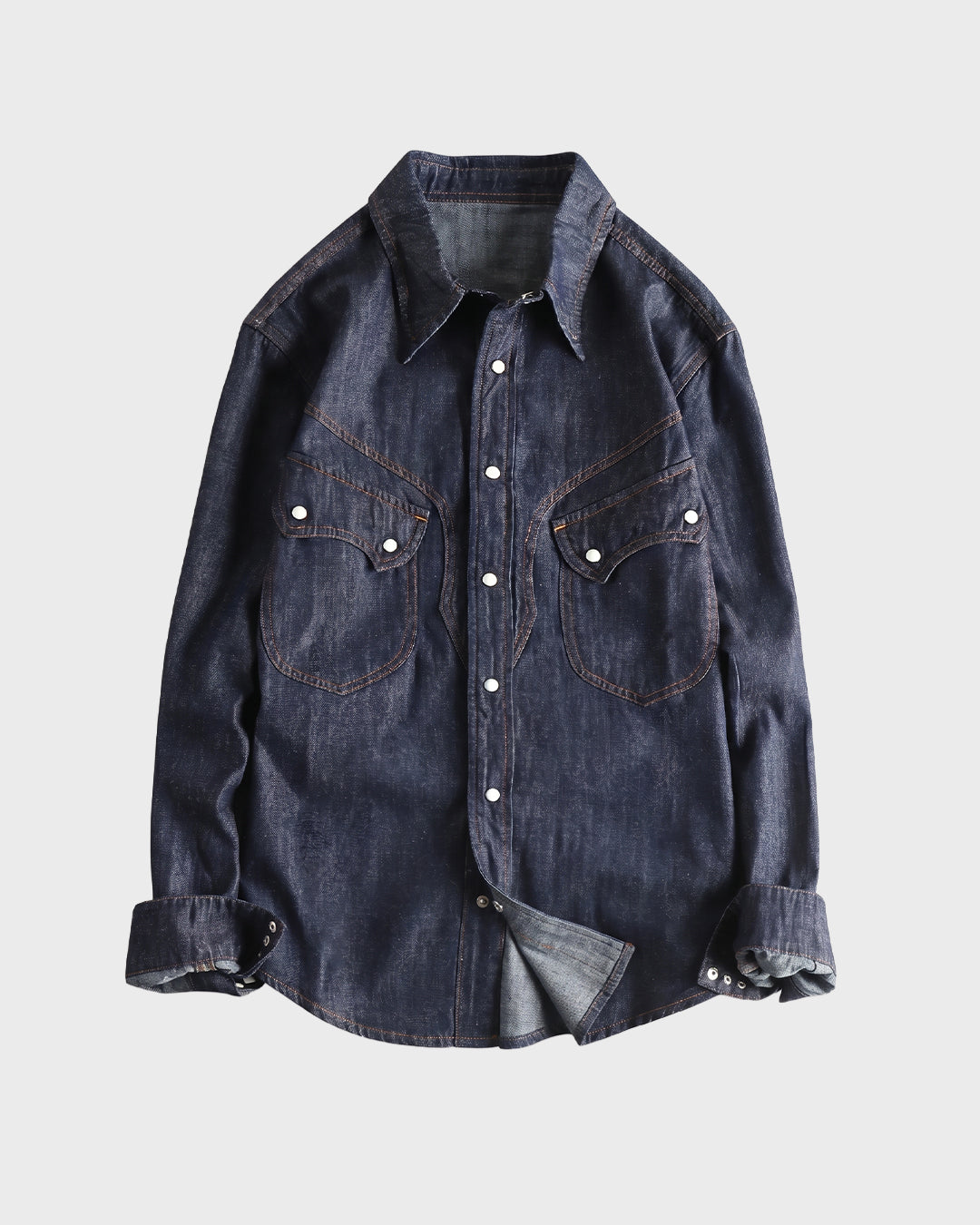 Camisa vaquera con botones de perla a presión