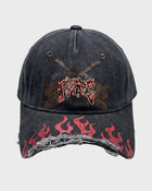 Cappellino con visiera tagliata a fiamma