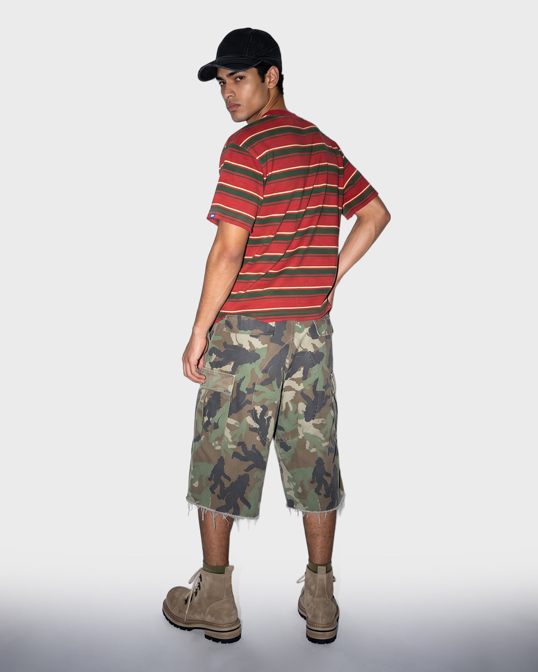 Shorts di jeans effetto candeggiato con bandana