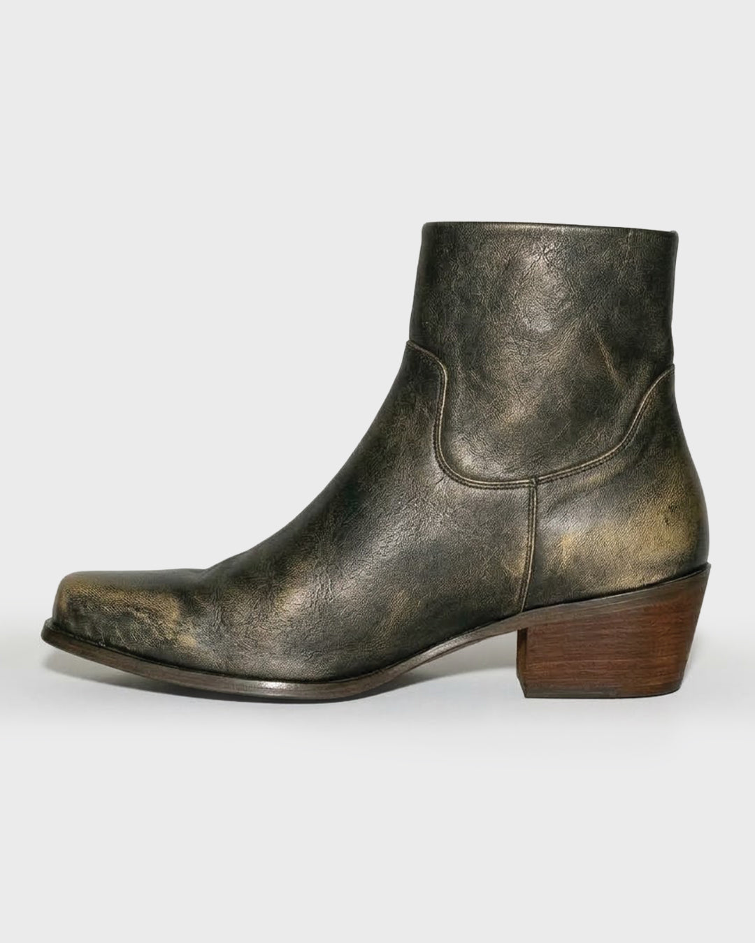 Bota de cordones de piel granulada